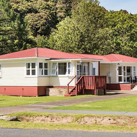 Waitangi Beach Bach 30B Exterior photo