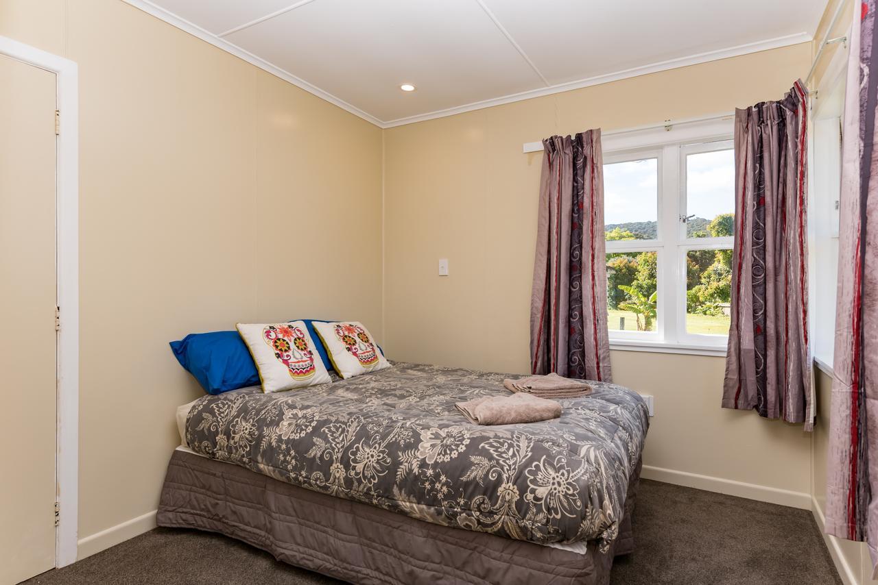 Waitangi Beach Bach 30B Exterior photo